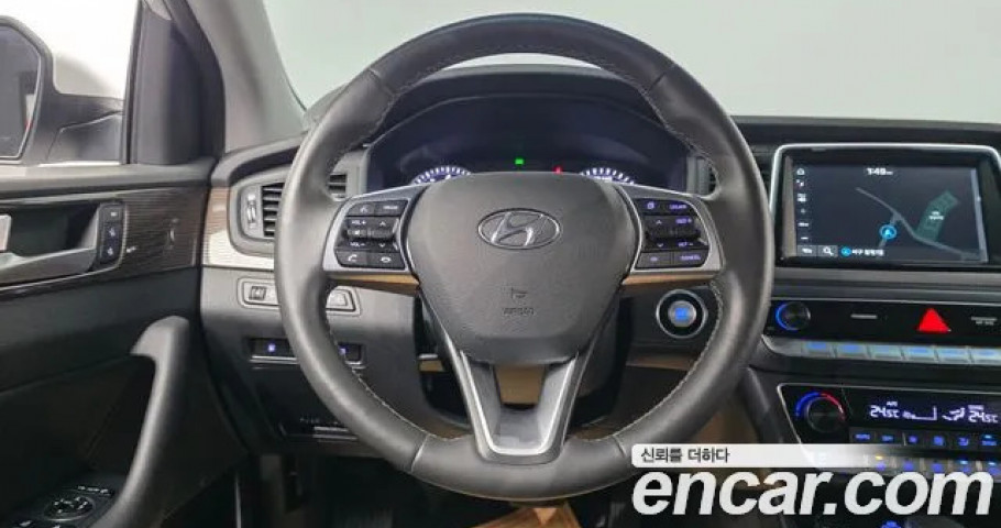 Hyundai Sonata 