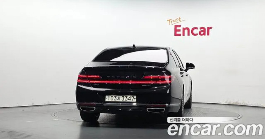 Genesis G90 