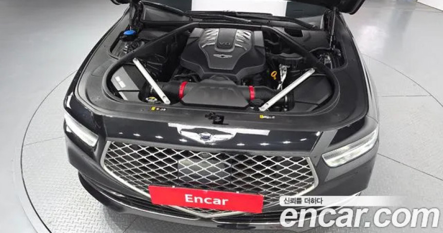 Genesis G90 