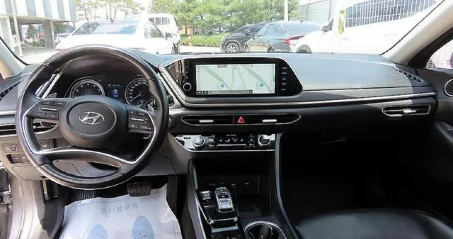 Hyundai Sonata 