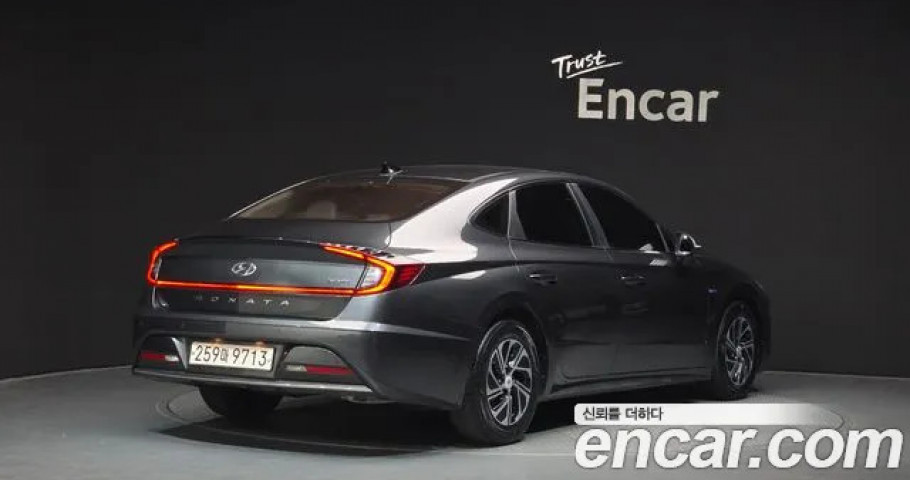 Hyundai Sonata 