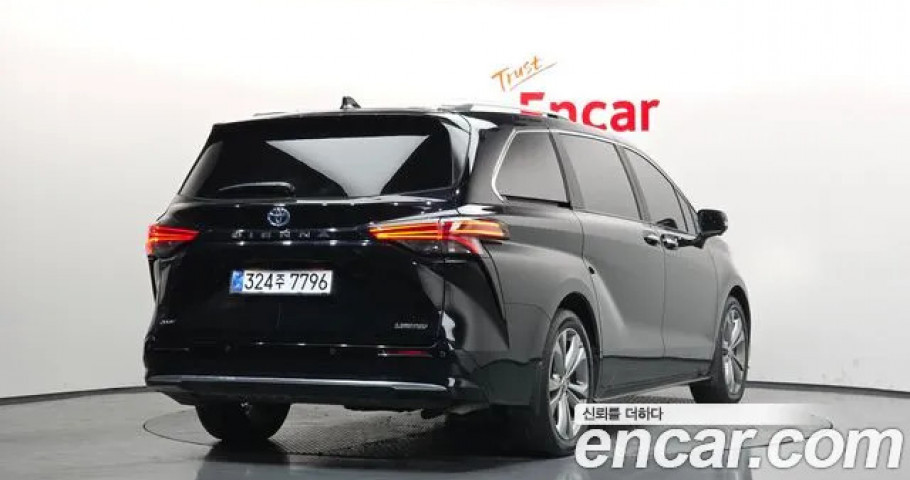 Toyota Sienna 