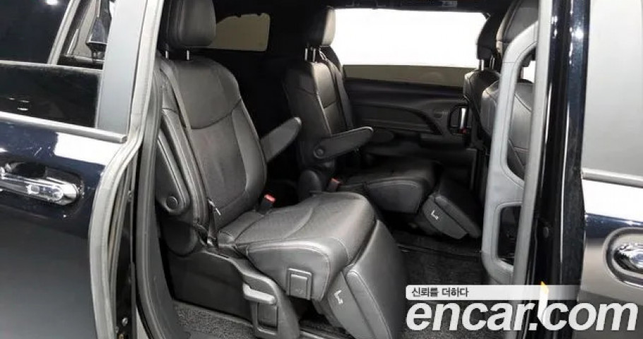 Toyota Sienna 