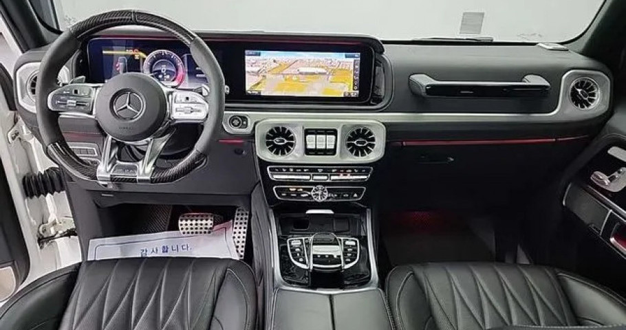 Mercedes-Benz G-Class 