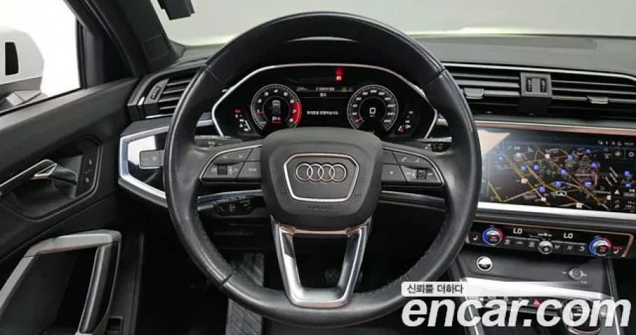 Audi Q3 