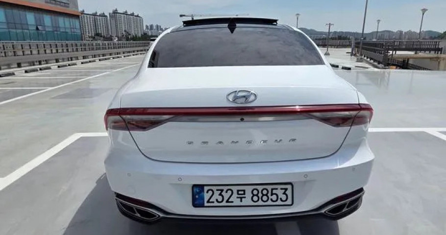 Hyundai Grandeur 