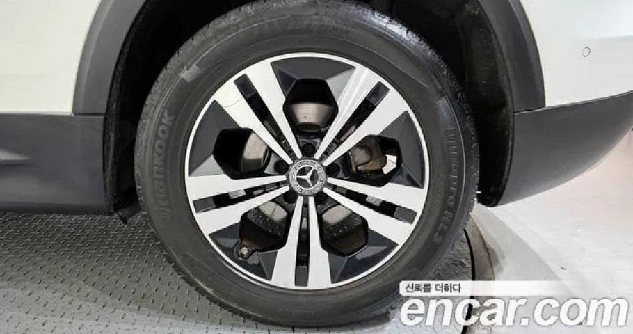 Mercedes-Benz Glb-Class 