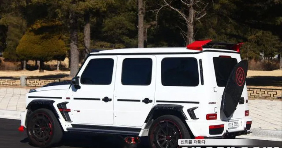 Mercedes-Benz G-Class 