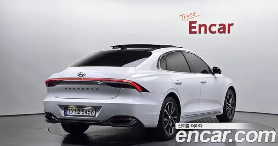 Hyundai Grandeur 