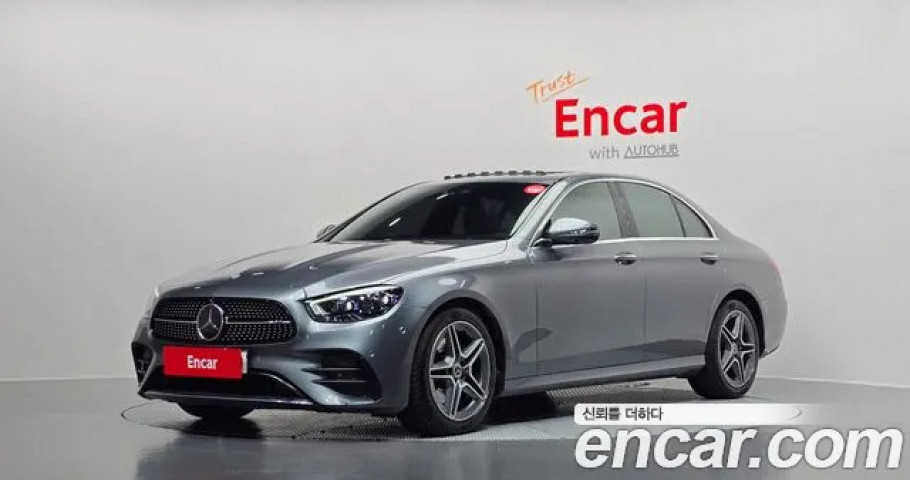 Mercedes-Benz E-Class 