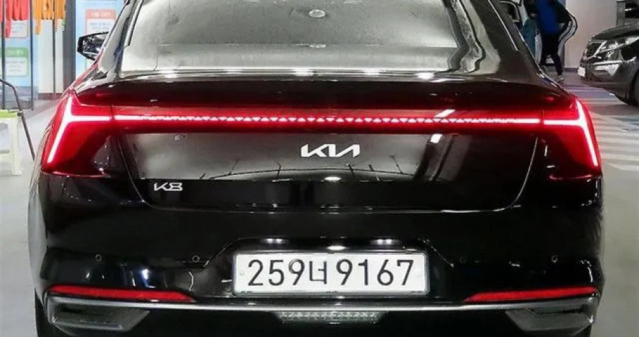 Kia K8 