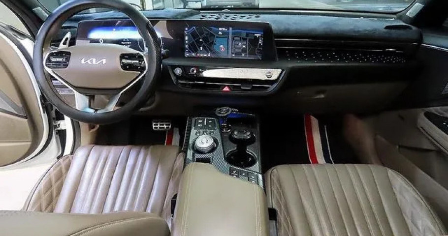 Kia K8 