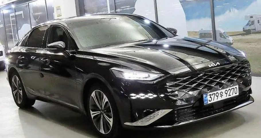 Kia K8 
