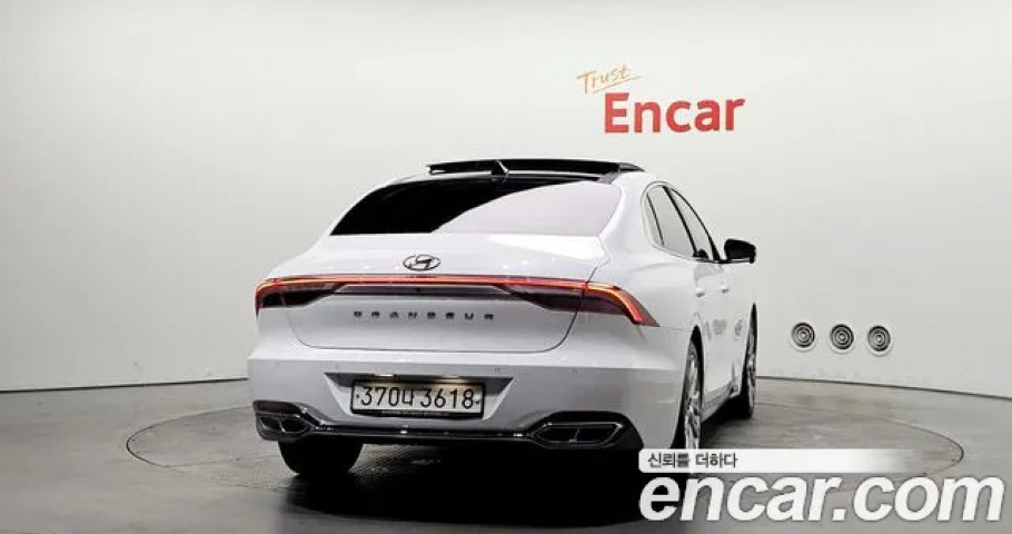 Hyundai Grandeur 