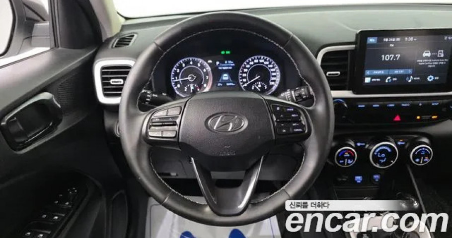 Hyundai Venue 