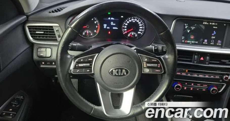 Kia K5 