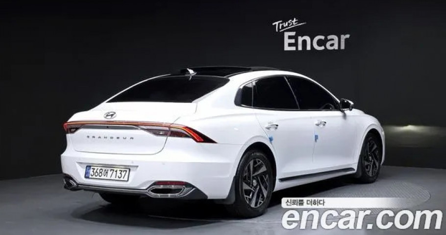 Hyundai Grandeur 