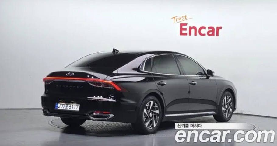 Hyundai Grandeur 