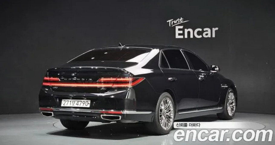 Genesis G90 