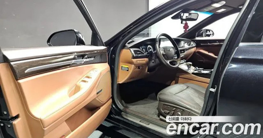 Genesis G90 