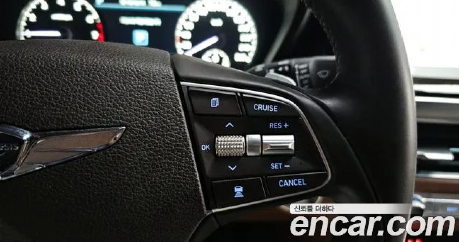 Genesis G90 