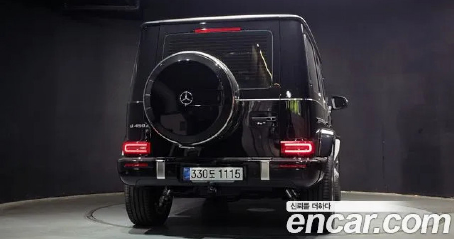 Mercedes-Benz G-Class 