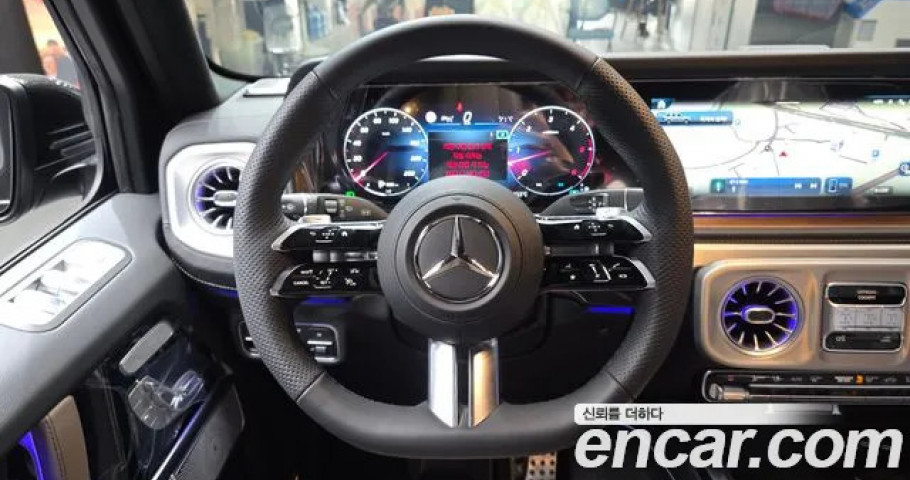 Mercedes-Benz G-Class 
