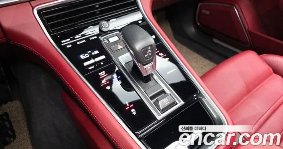 Porsche Panamera 