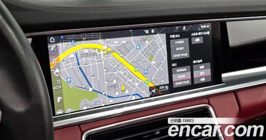 Porsche Panamera 