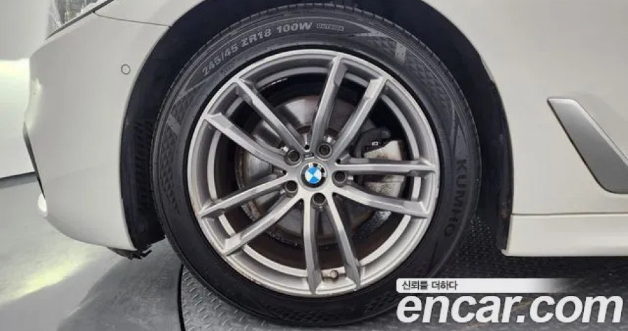 Bmw 5-Series 