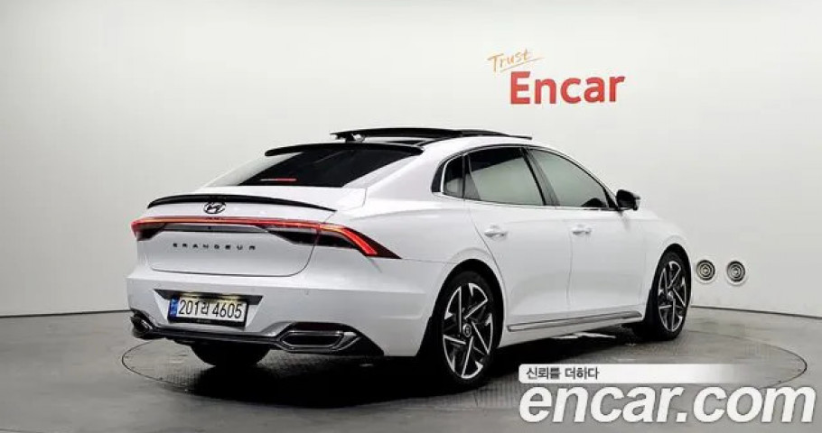 Hyundai Grandeur 