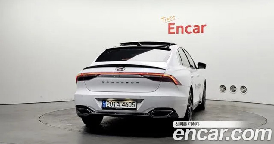 Hyundai Grandeur 