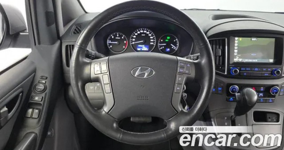 Hyundai Starex 
