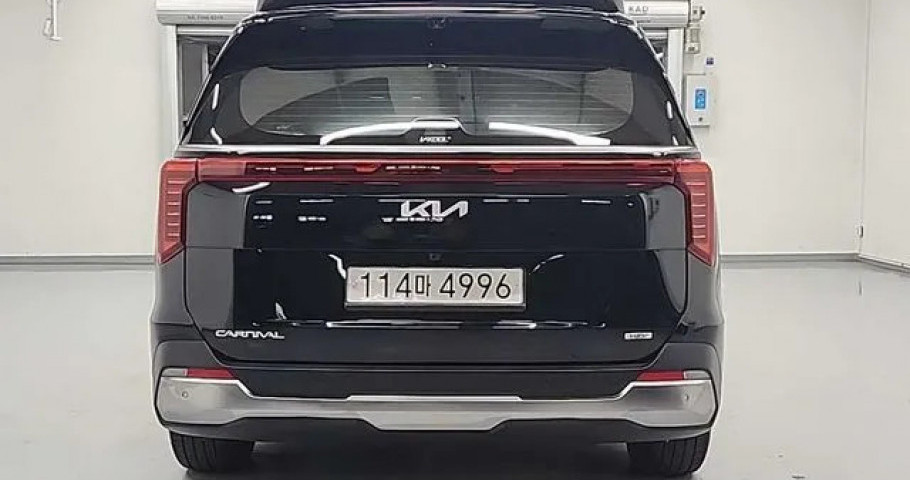 Kia Carnival 