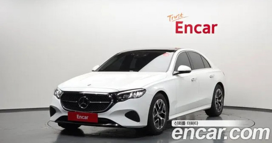 Mercedes-Benz E-Class 