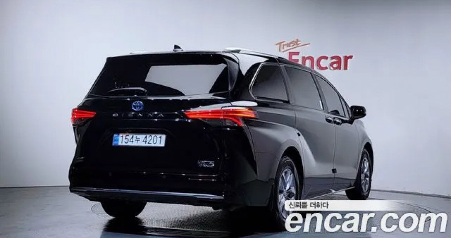 Toyota Sienna 