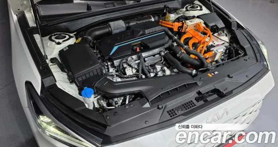 Kia K8 