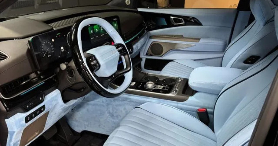 Kia Carnival 