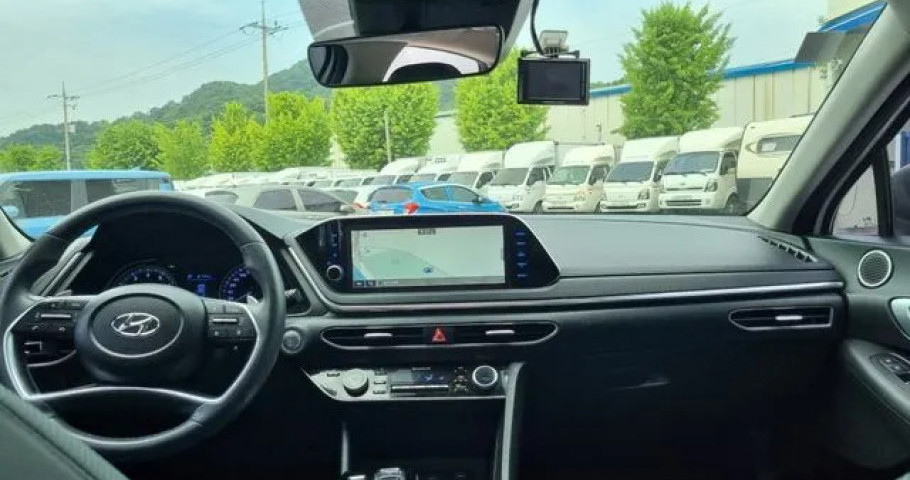 Hyundai Sonata 