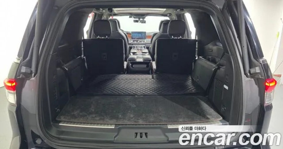 Lincoln Navigator 
