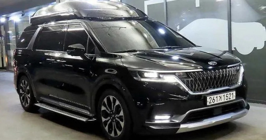 Kia Carnival 