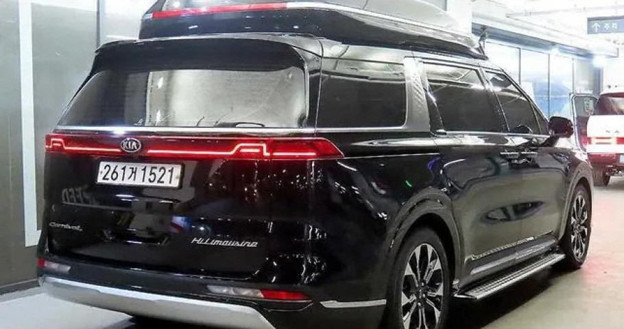 Kia Carnival 