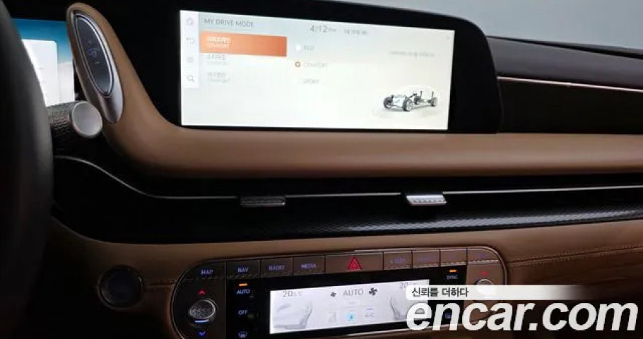 Genesis G90 