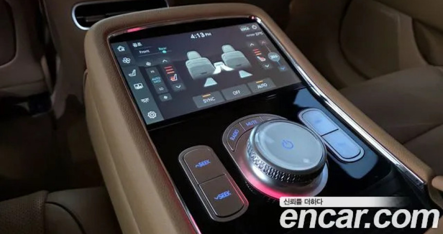 Genesis G90 
