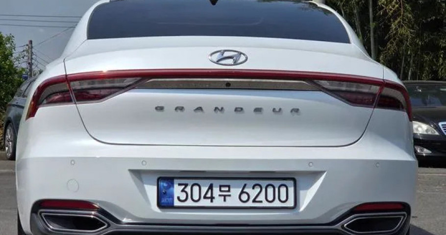Hyundai Grandeur 
