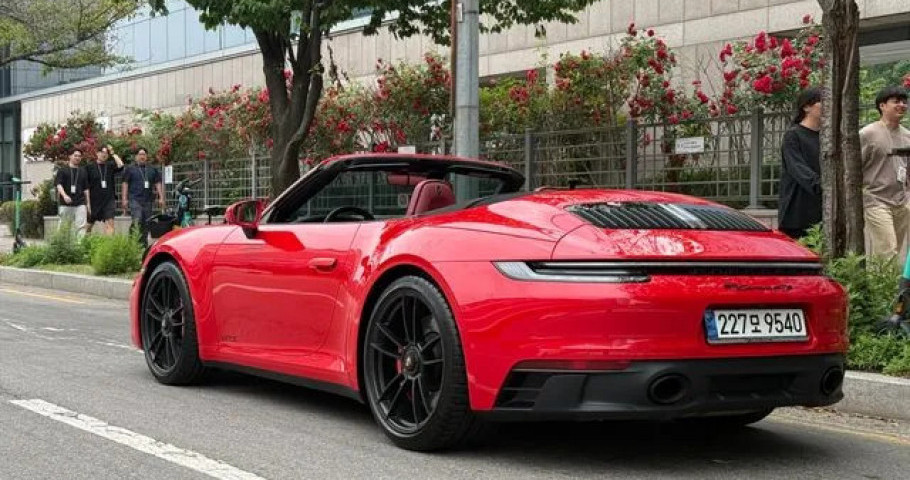 Porsche 911 