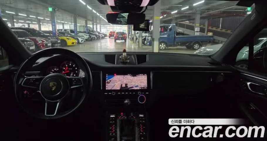Porsche Macan 