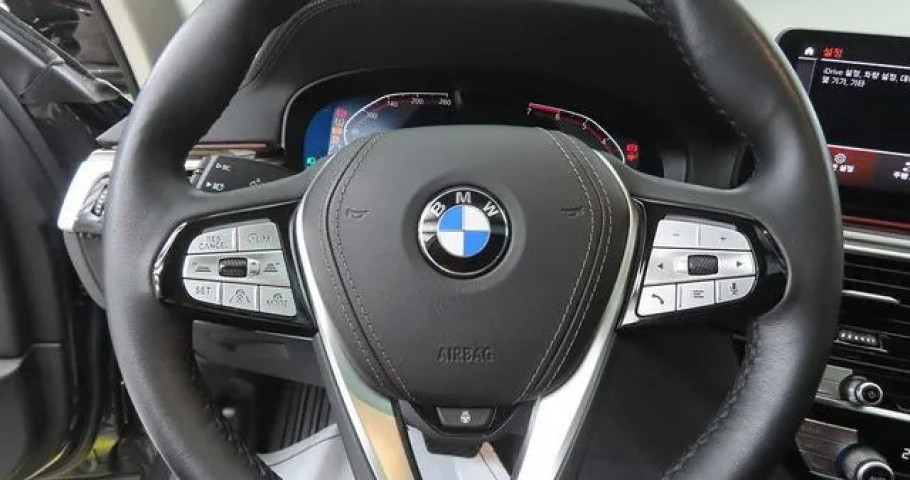 Bmw 5-Series 