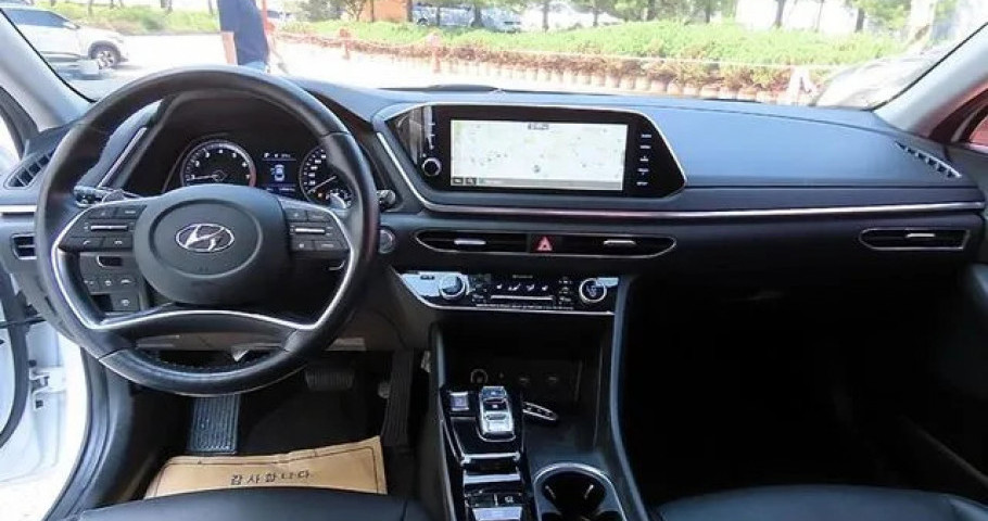 Hyundai Sonata 