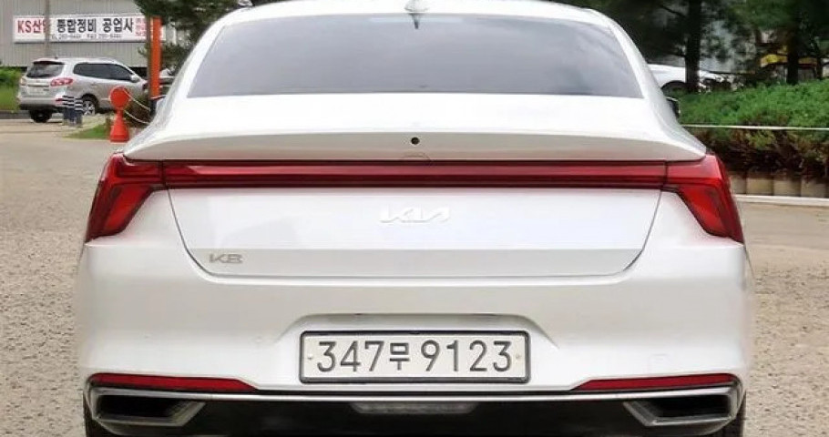 Kia K8 